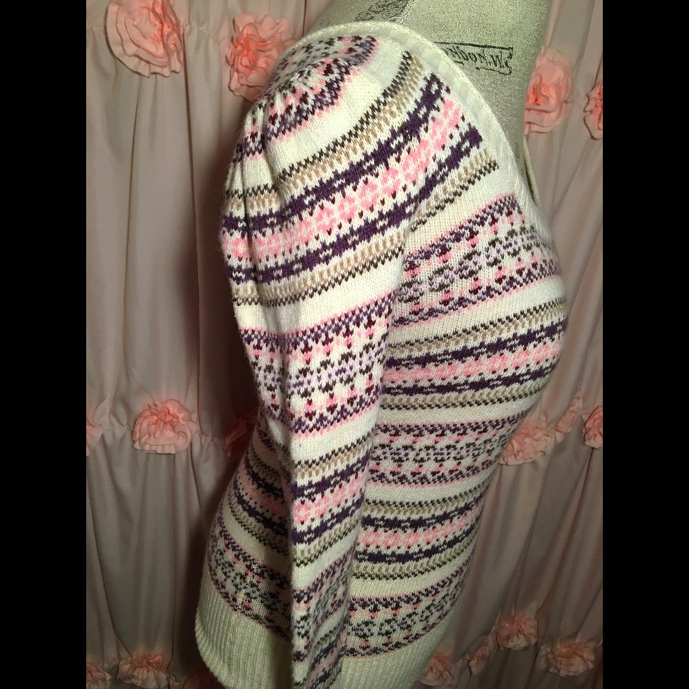 Kohl’s Knitted Patterned Sweater - image 4